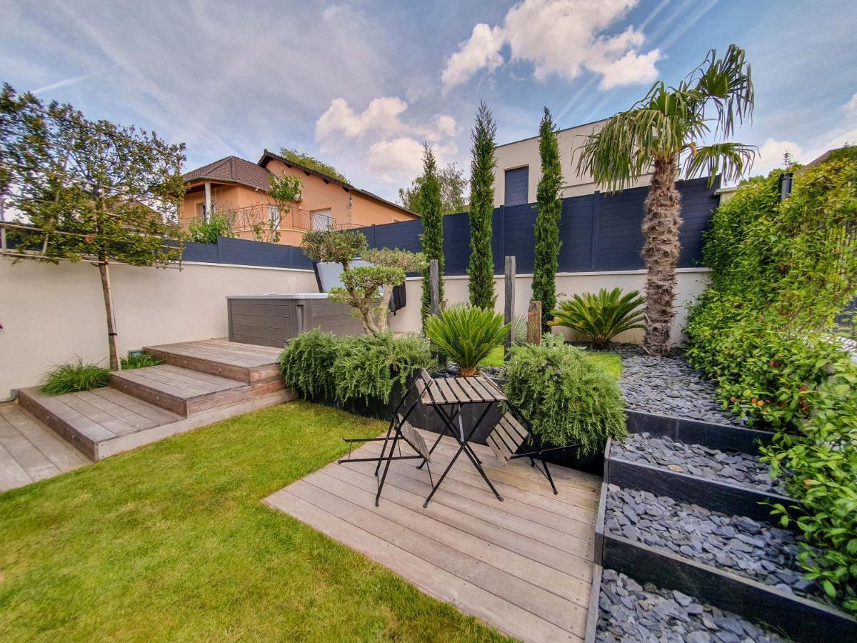 Exigehome - Chambre D'Hote Avec Jacuzzi Et Jardin Paysage, Partage Orgeval  Exterior foto